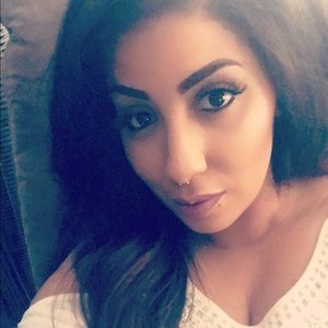 Meet your Posher, Brandi